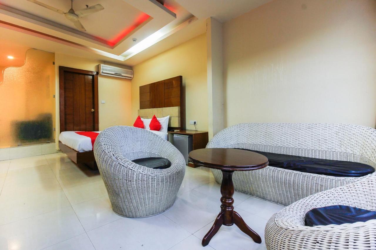 Oyo Hotel Metro International Near Lb Stadium Hyderabad Ngoại thất bức ảnh