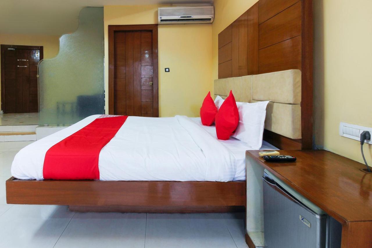 Oyo Hotel Metro International Near Lb Stadium Hyderabad Ngoại thất bức ảnh